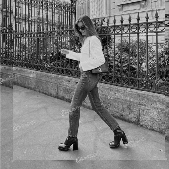 ZARA GOLD BUTTON CROPPED BLAZER - Picture 7 of 15